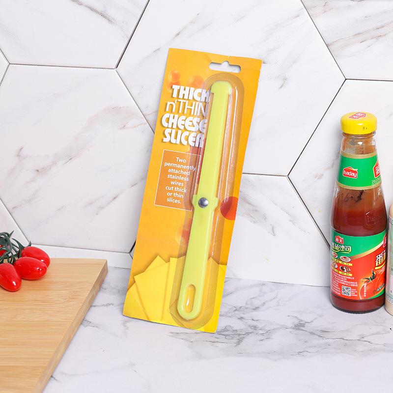 Многоцелевая сыроделия Пищевая пластиковая резка для сыра Нож для сыра Нож для пиццы Нож для хлеба Нож для сыра Нож для масла opp жёлтый